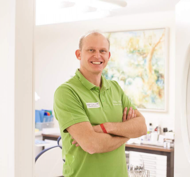 Ihr fachkundiger Zahnarzt für Zahnspangen & mehr in Wien